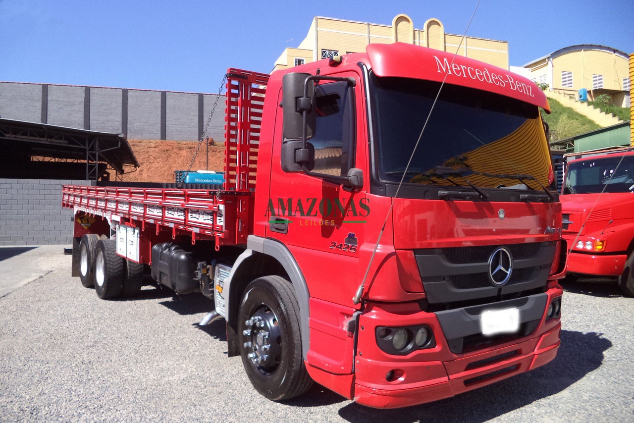 MERCEDES BENZ MB2426 2014